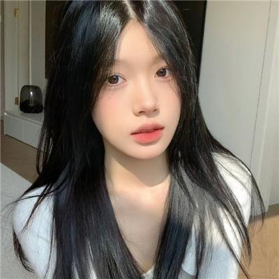 蜜桃女孩